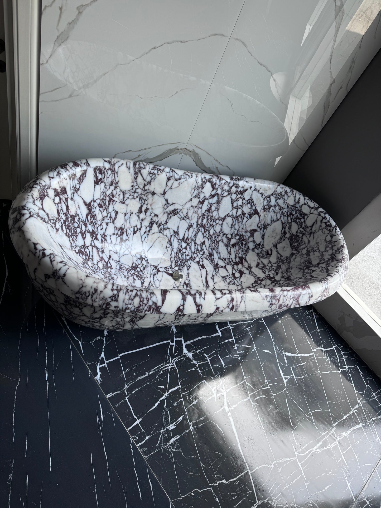 Calacatta Viola Bathroom Bathtub